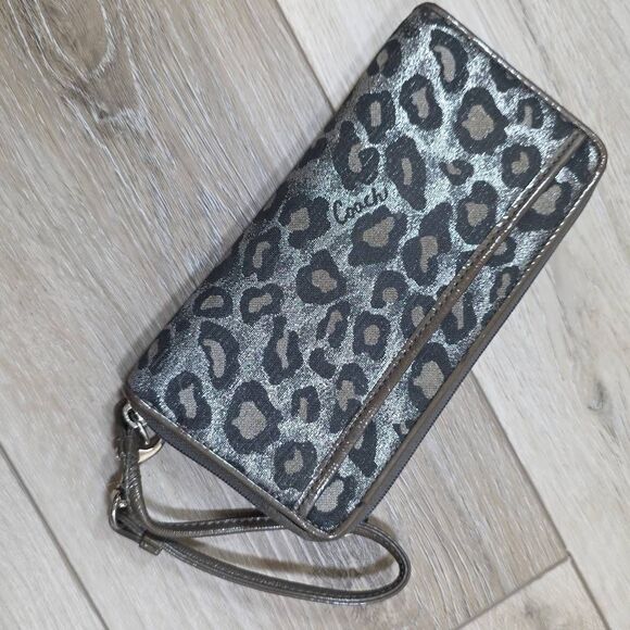 Coach Ashley Ocelot-Print Gallery Style East West Shoulder Bag + Matching Wallet - Picture 11 of 16